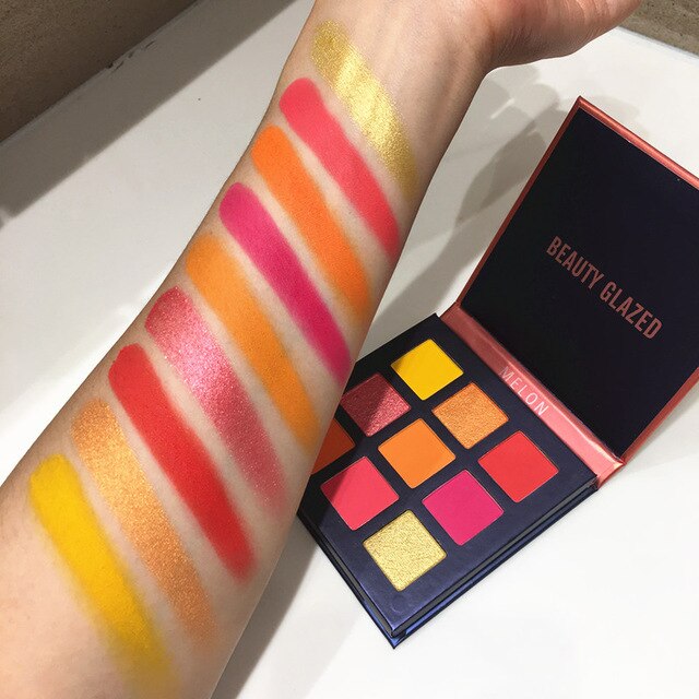 Pigmented Eye Shadow - GadgetsPerfect