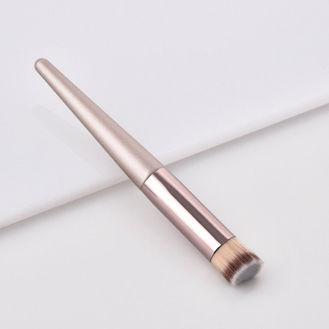 Luxury Champagne Brushes - GadgetsPerfect